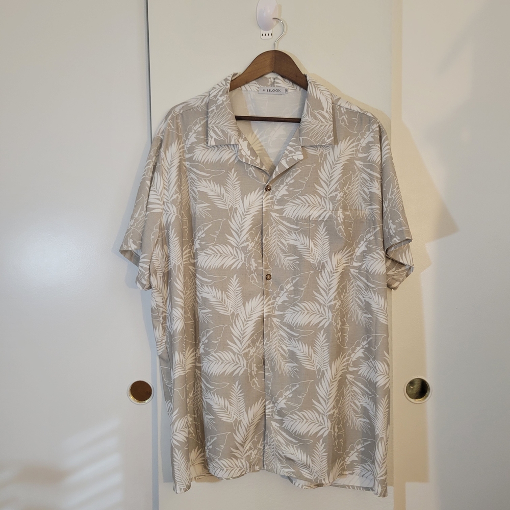 MissLook Men's BeigeTropical Leaf Print Shirt